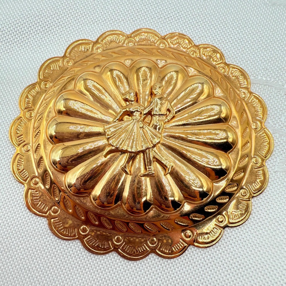 Vintage Gold Tone Fluted Large Medallion Brooch w/ Dancing Couple